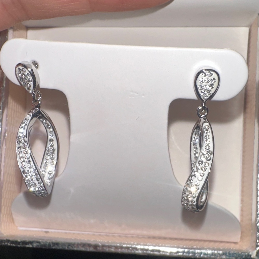 Elegant Silver Twisted Drop Earrings